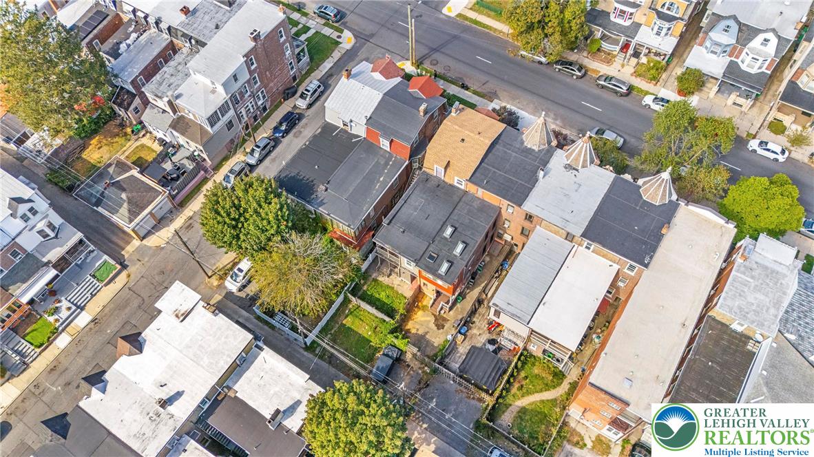 Allentown City, Pennsylvania 18102, United States, 5 Bedrooms Bedrooms, ,3 BathroomsBathrooms,Residential,Active,229173