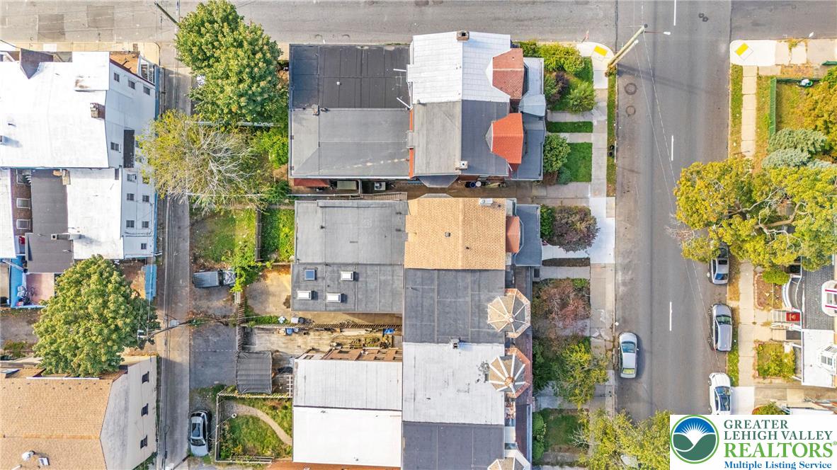 Allentown City, Pennsylvania 18102, United States, 5 Bedrooms Bedrooms, ,3 BathroomsBathrooms,Residential,Active,229173