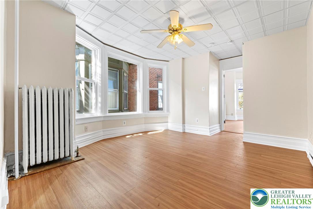 Allentown City, Pennsylvania 18102, United States, 5 Bedrooms Bedrooms, ,3 BathroomsBathrooms,Residential,Active,229173