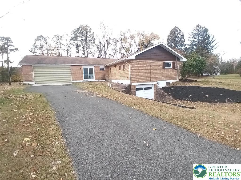 Franklin Twp, Pennsylvania 18235, United States, 3 Bedrooms Bedrooms, ,2 BathroomsBathrooms,Residential,Active,242272