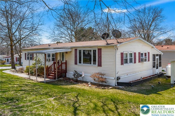 1 WOODSDALE CT, BATH, PA 18014 - Image 61bbdb586071b62e04b526798fa4fbd2/14355132