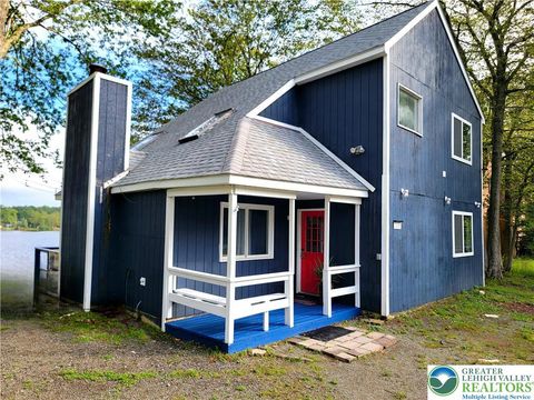 Photo of 3172 CAROBETH Drive, Coolbaugh Twp, PA 18466 (MLS # 772544)