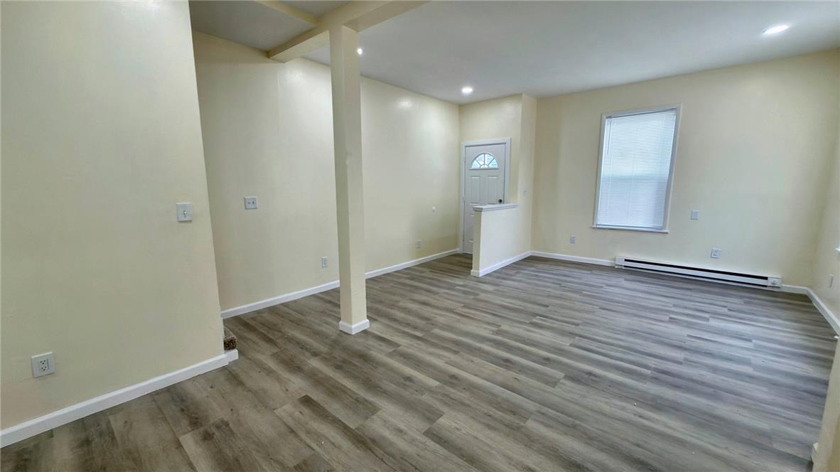 549 N Silk Street