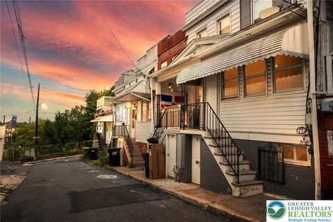 Photo of 657 Lamb Street, Bethlehem, PA 18015 (MLS # 762945) Photo of 657 Lamb Street, Bethlehem, PA 18015 (MLS # 762945)