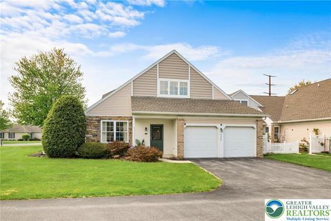 Photo of 2504 Rolling Green Drive, Macungie, PA 18062 (MLS # 775478)