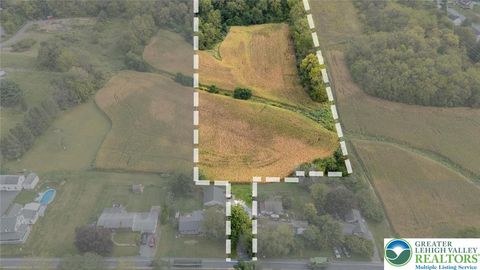 Photo of 4381 Mauch Chunk Road, Whitehall, PA 18037 (MLS # 764853) Photo of 4381 Mauch Chunk Road, Whitehall, PA 18037 (MLS # 764853)