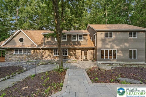 Photo for 360 Babbling Brook Road
