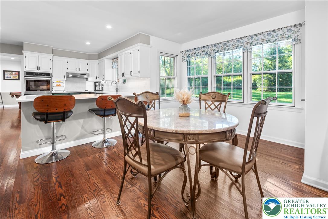 Bethlehem City, Pennsylvania 18017, United States, 4 Bedrooms Bedrooms, ,3 BathroomsBathrooms,Residential,Pending,209961