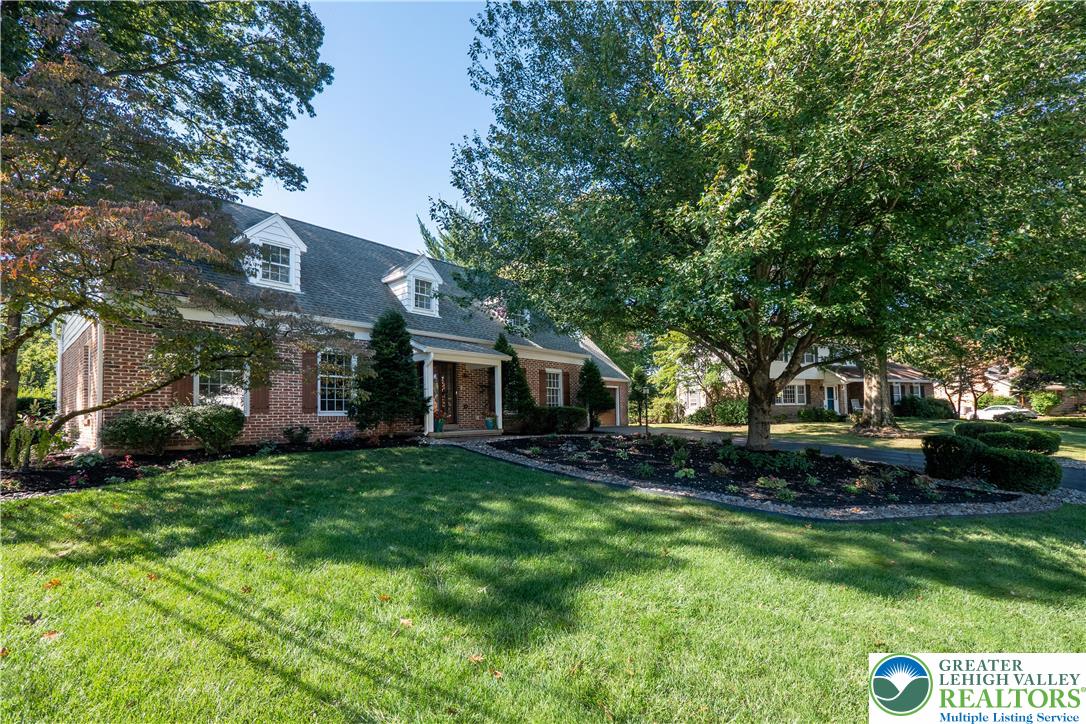 Bethlehem City, Pennsylvania 18017, United States, 4 Bedrooms Bedrooms, ,3 BathroomsBathrooms,Residential,Pending,209961