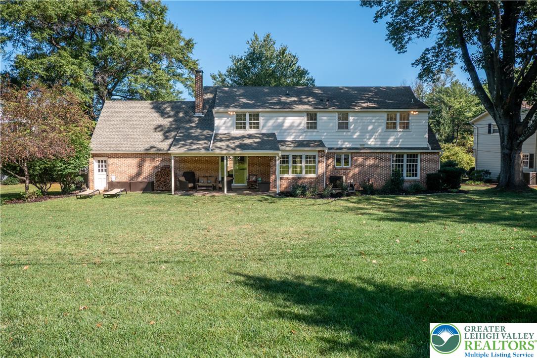 Bethlehem City, Pennsylvania 18017, United States, 4 Bedrooms Bedrooms, ,3 BathroomsBathrooms,Residential,Pending,209961