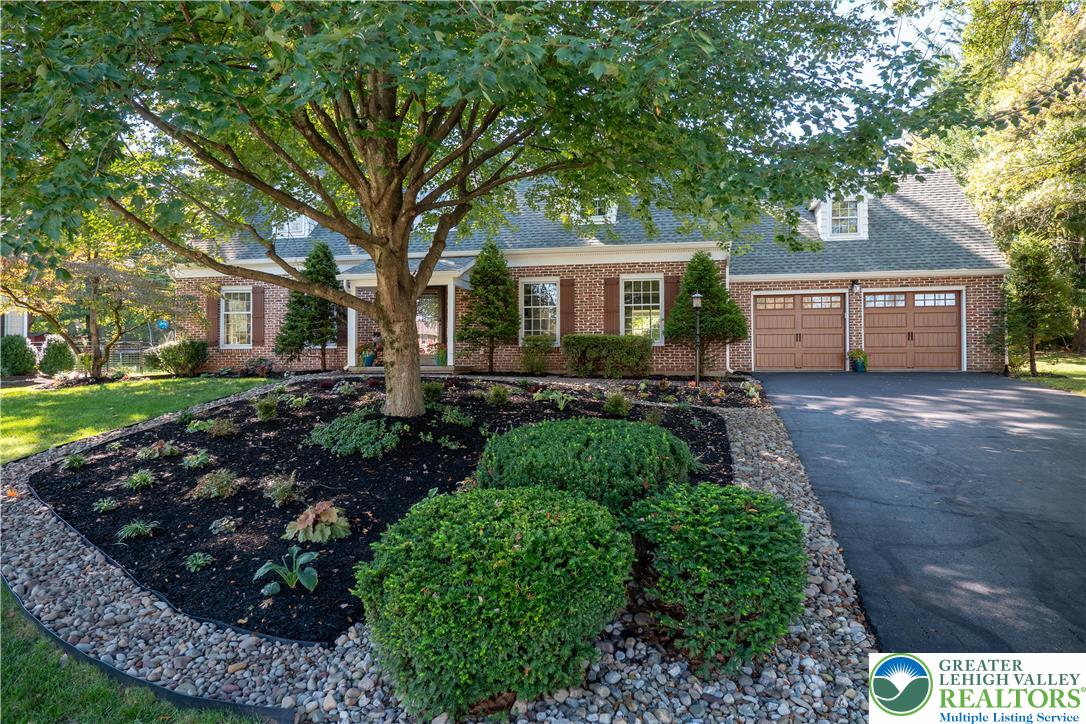 Bethlehem City, Pennsylvania 18017, United States, 4 Bedrooms Bedrooms, ,3 BathroomsBathrooms,Residential,Pending,209961