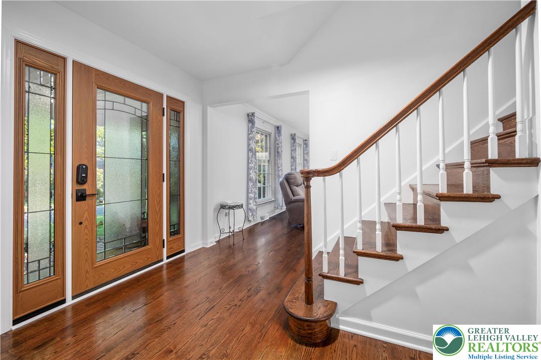 Bethlehem City, Pennsylvania 18017, United States, 4 Bedrooms Bedrooms, ,3 BathroomsBathrooms,Residential,Pending,209961