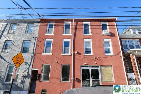 Photo of 322 Ridge Avenue, Allentown, PA 18102 (MLS # 772055)