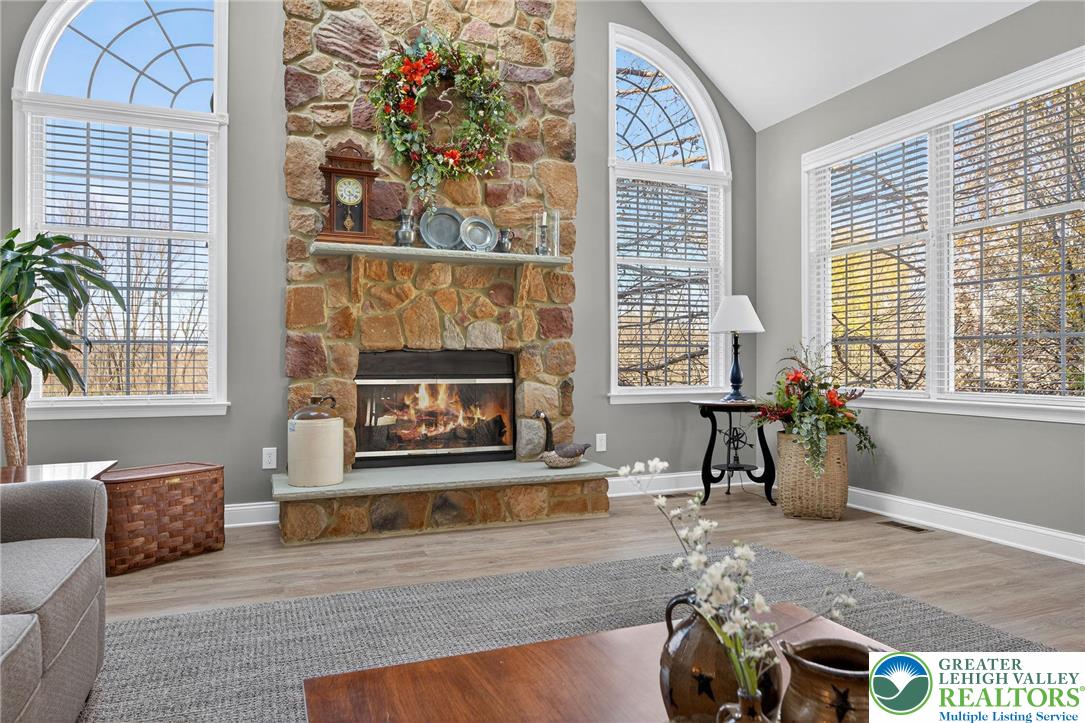 Lower Macungie Twp, Pennsylvania 18062, United States, 4 Bedrooms Bedrooms, ,4 BathroomsBathrooms,Residential,Pending,246229