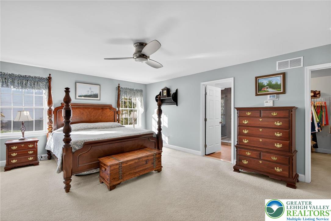 Lower Macungie Twp, Pennsylvania 18062, United States, 4 Bedrooms Bedrooms, ,4 BathroomsBathrooms,Residential,Pending,246229