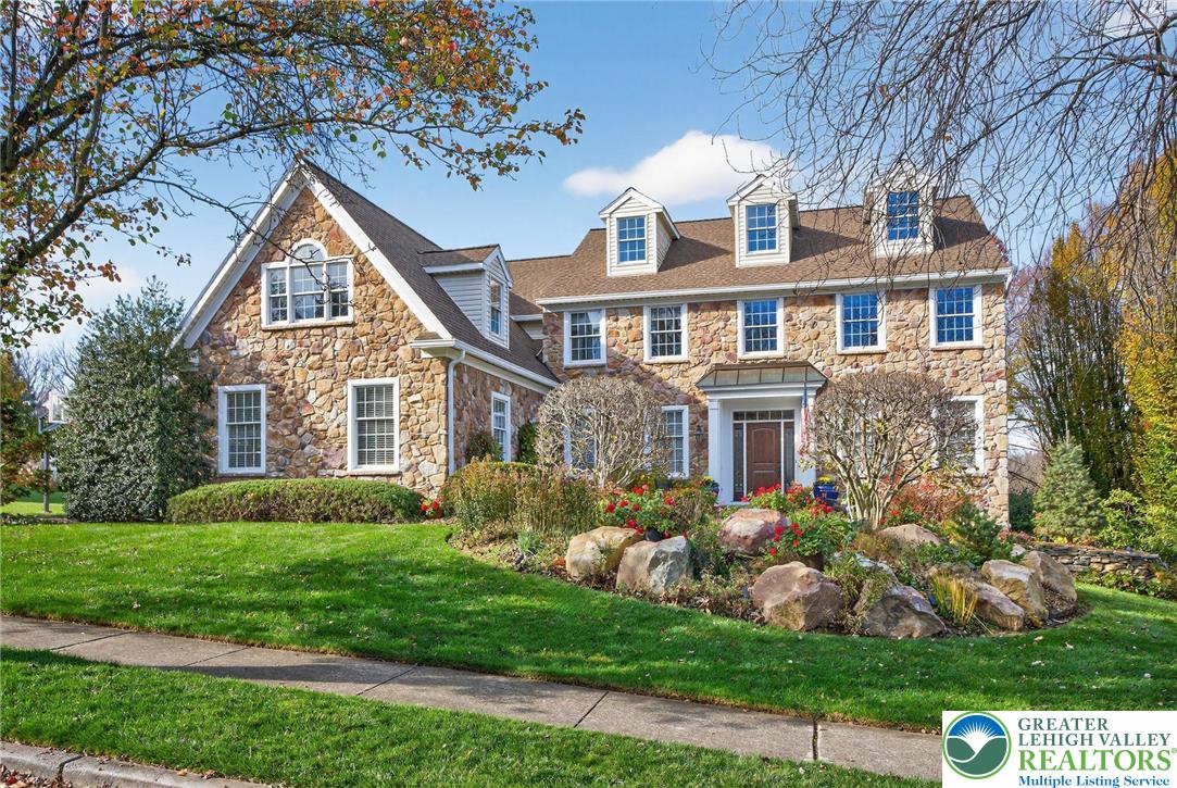 Lower Macungie Twp, Pennsylvania 18062, United States, 4 Bedrooms Bedrooms, ,4 BathroomsBathrooms,Residential,Pending,246229