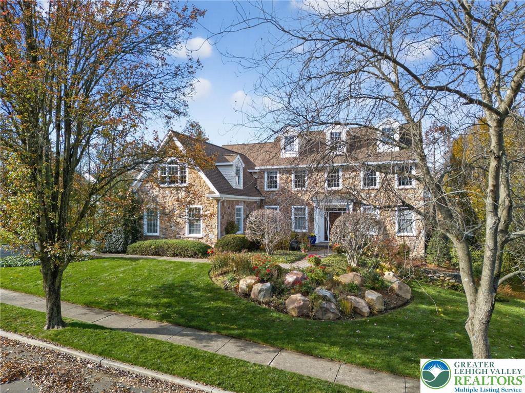 Lower Macungie Twp, Pennsylvania 18062, United States, 4 Bedrooms Bedrooms, ,4 BathroomsBathrooms,Residential,Pending,246229