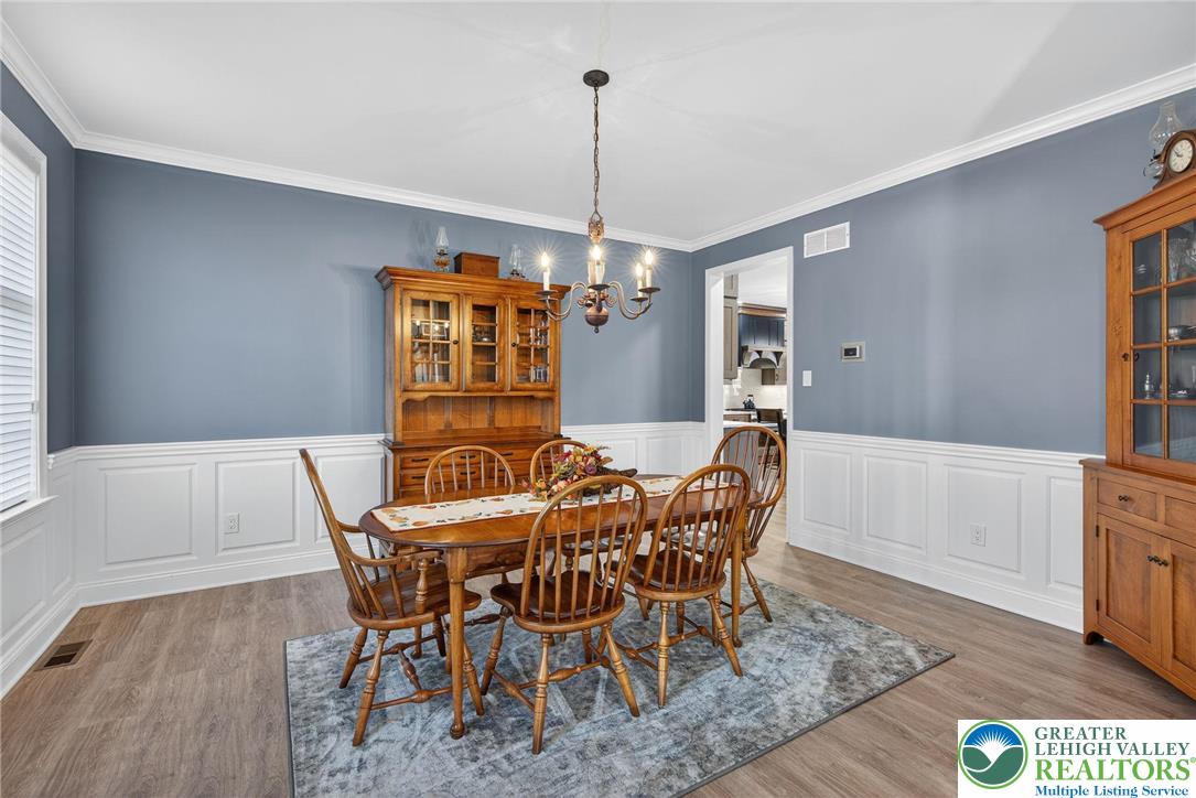 Lower Macungie Twp, Pennsylvania 18062, United States, 4 Bedrooms Bedrooms, ,4 BathroomsBathrooms,Residential,Pending,246229