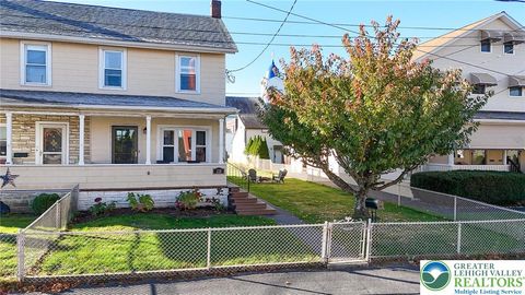 Photo of 118 E Grant Street, McAdoo, PA 18237 (MLS # 767113) Photo of 118 E Grant Street, McAdoo, PA 18237 (MLS # 767113)