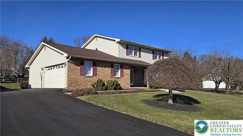 Photo of 611 Buckingham Drive, Northampton Boro, PA 18067 (MLS # 769643)
