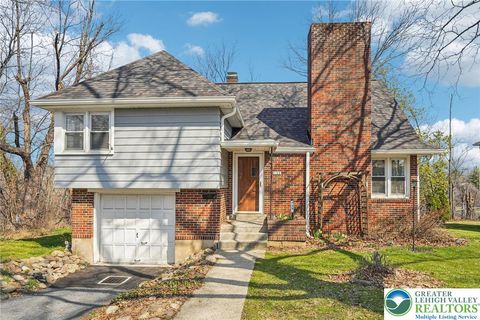 Photo of 732 Lyons Street, Bethlehem, PA 18018 (MLS # 773583)