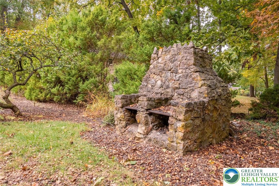 Allentown City, Pennsylvania 18103, United States, 4 Bedrooms Bedrooms, ,2 BathroomsBathrooms,Residential,Active,230005