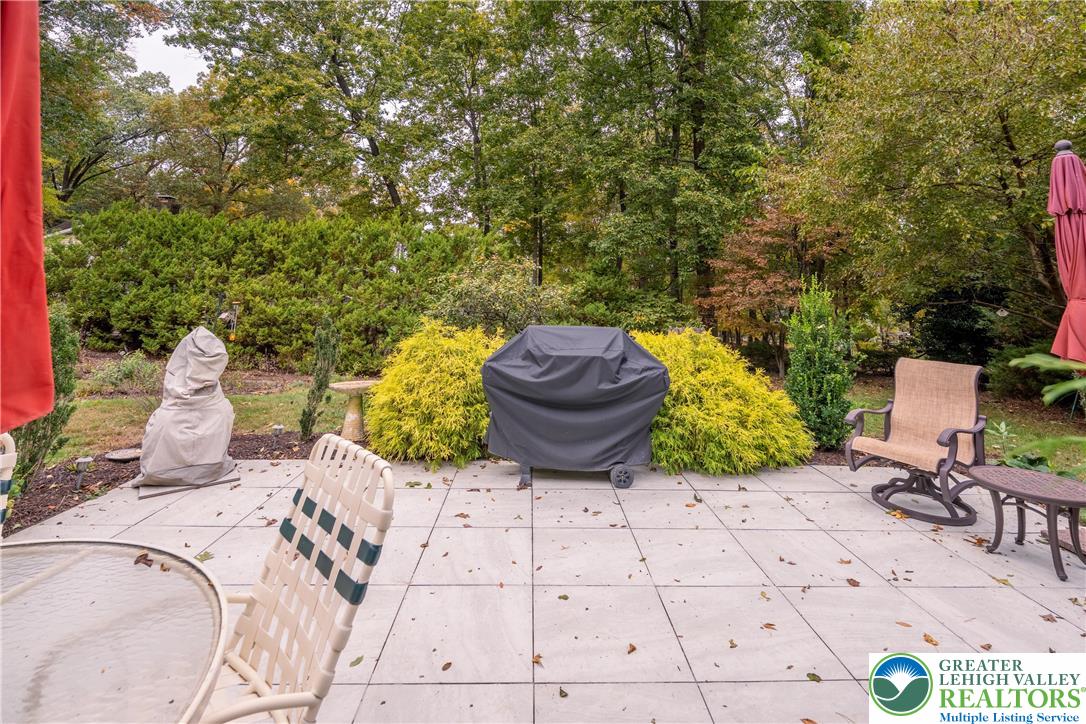 Allentown City, Pennsylvania 18103, United States, 4 Bedrooms Bedrooms, ,2 BathroomsBathrooms,Residential,Active,230005