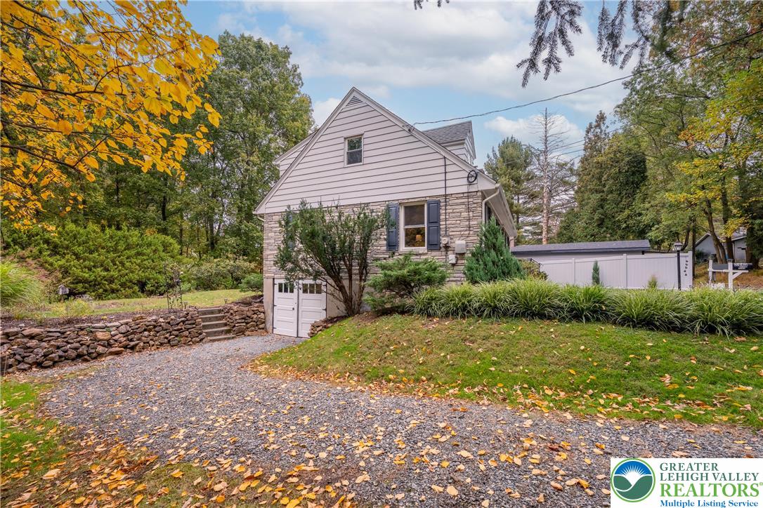 Allentown City, Pennsylvania 18103, United States, 4 Bedrooms Bedrooms, ,2 BathroomsBathrooms,Residential,Active,230005