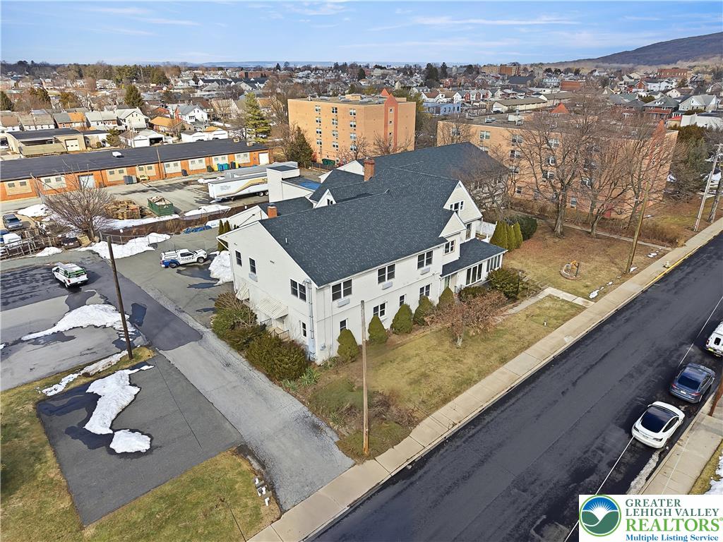 659 Broad Street