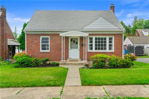 Photo of 1629 Linwood Street, Bethlehem, PA 18017 (MLS # 779342)