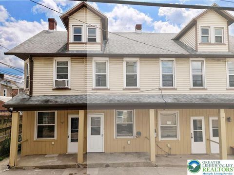 Photo of 109 W Frankford Street, Bethlehem, PA 18018 (MLS # 765750) Photo of 109 W Frankford Street, Bethlehem, PA 18018 (MLS # 765750)