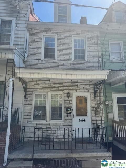 Homes For Rent - 517 E Arch Street<br/> Pottsville, PA 17901