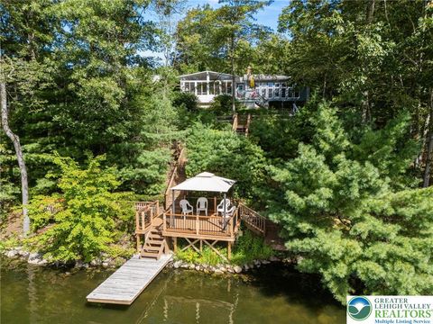 Photo of 247 Echo Road, Hamilton Twp, PA 18353 (MLS # 776149)