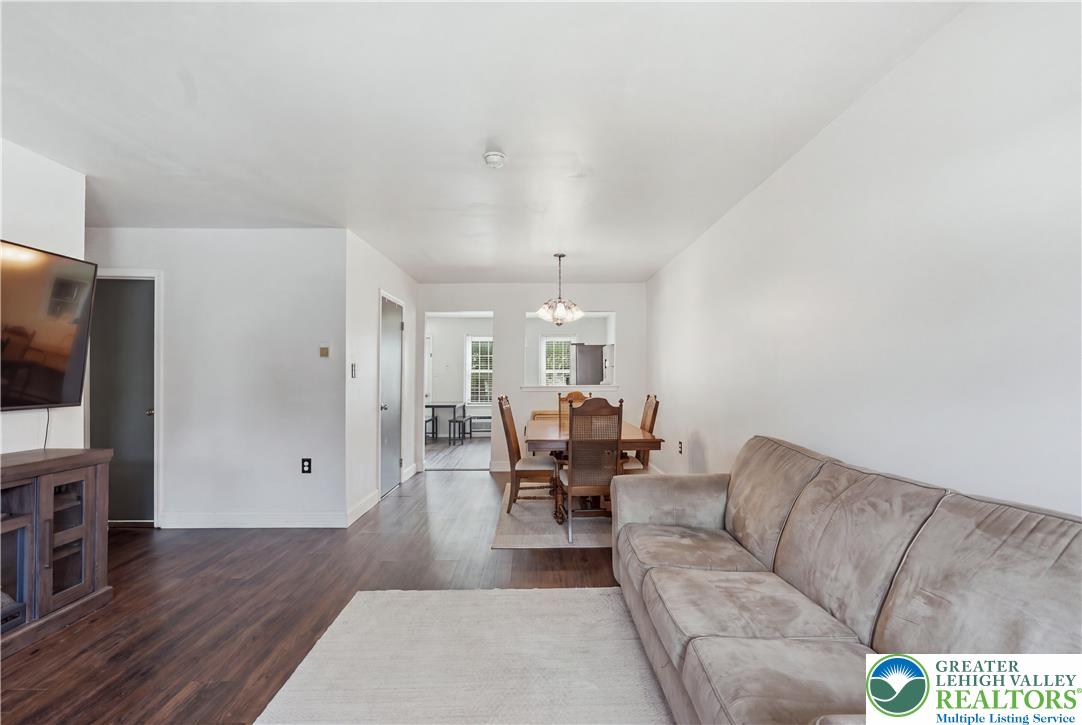 216 9th Avenue