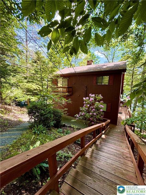 Photo of 133 N Eastwood Drive, Pike, PA 18426 (MLS # 773047)