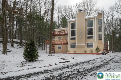 Apartment For Sale - 169 Shiny Mountain Road<br/> Pike County, Greentown, PA 18426