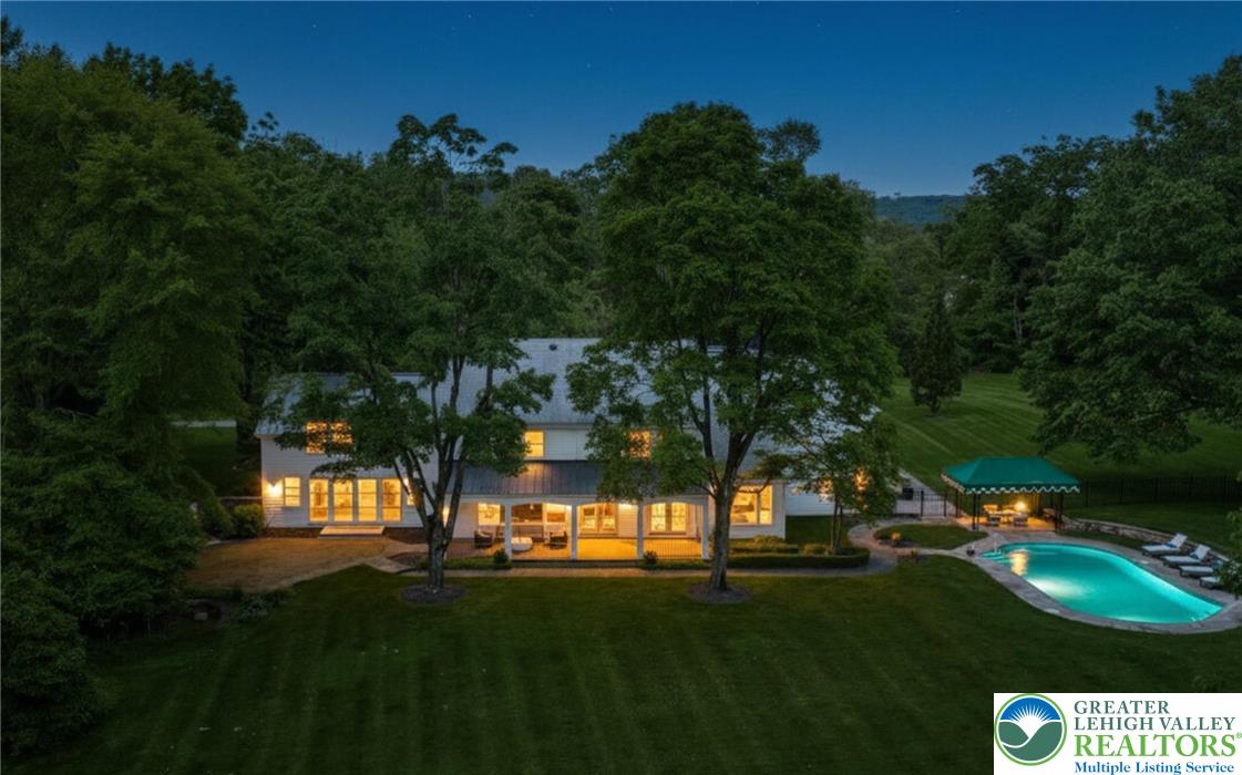 1803 Apple Tree Lane