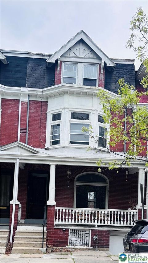 Photo of 1517 W Turner Street #1, Allentown, PA 18102 (MLS # 776012)