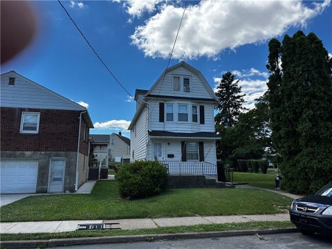 Homes For Sale - 134 E High Street<br/> Hellertown Boro, PA 18055