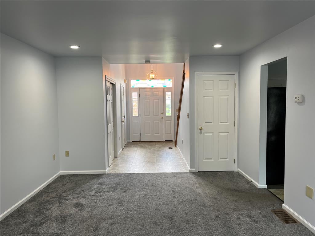 2635 Middle Way