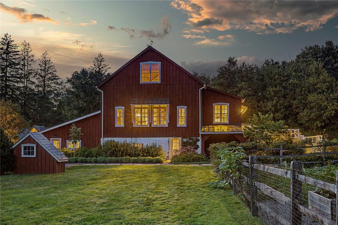 1109 Apple Road