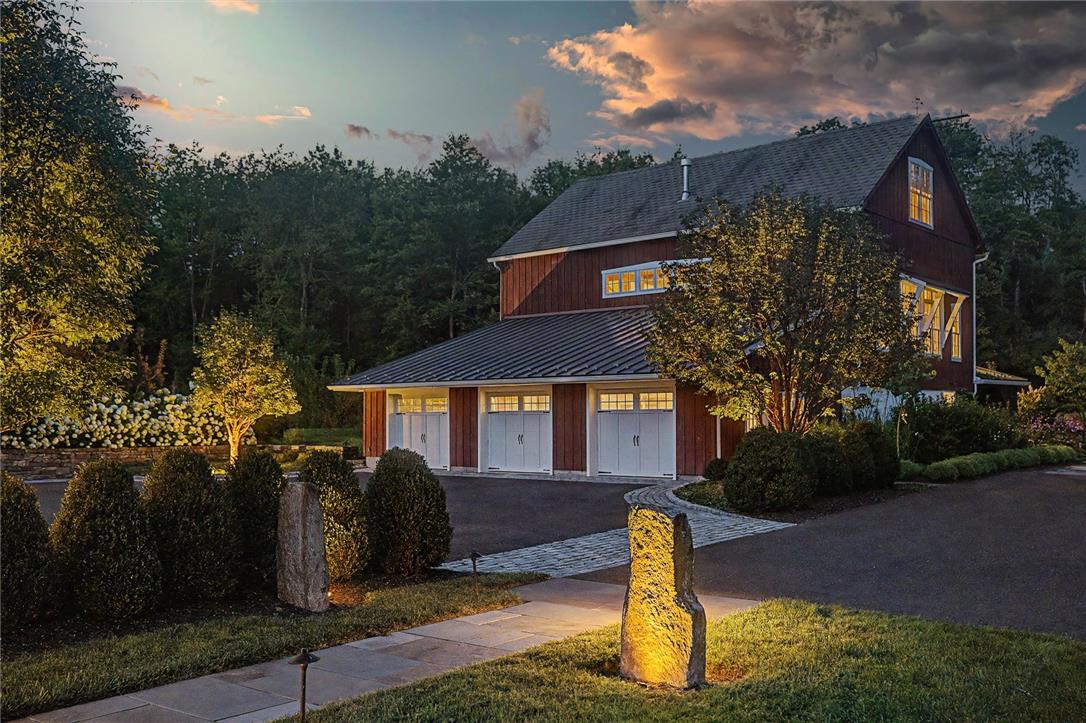 1109 Apple Road