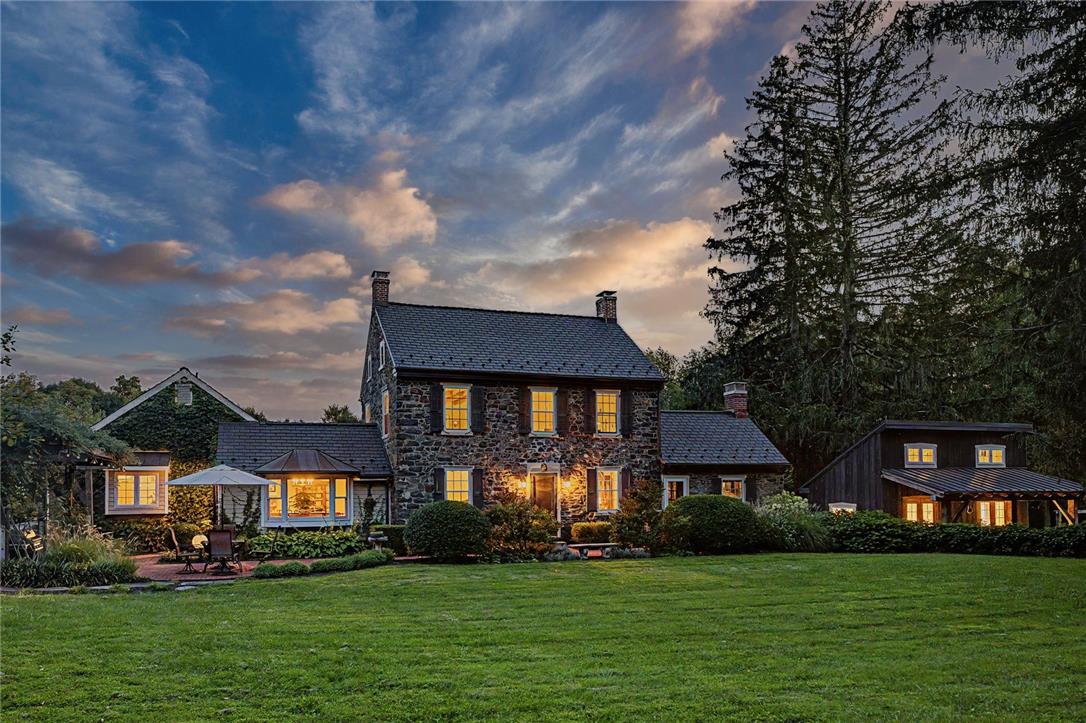 1109 Apple Road