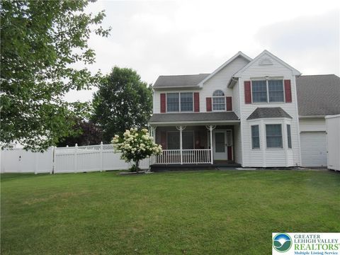Photo of 172 Wyndham Drive, Macungie, PA 18104 (MLS # 761967) Photo of 172 Wyndham Drive, Macungie, PA 18104 (MLS # 761967)