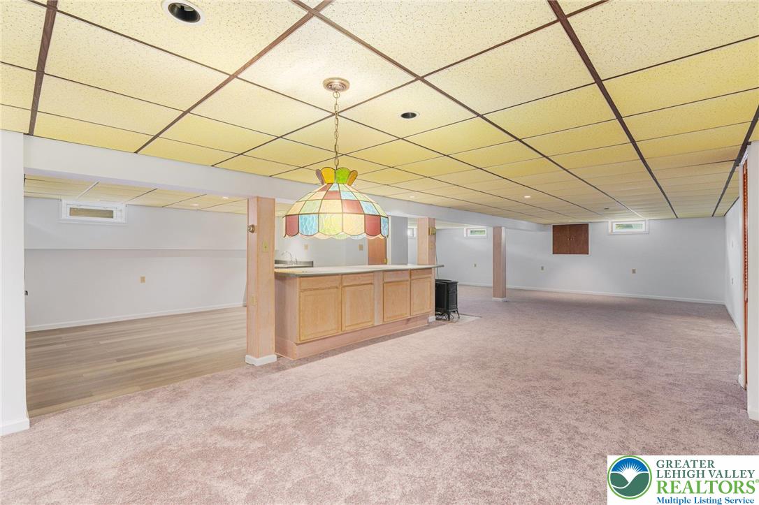 Palmer Twp, Pennsylvania 18045, United States, 3 Bedrooms Bedrooms, ,3 BathroomsBathrooms,Residential,Pending,160112