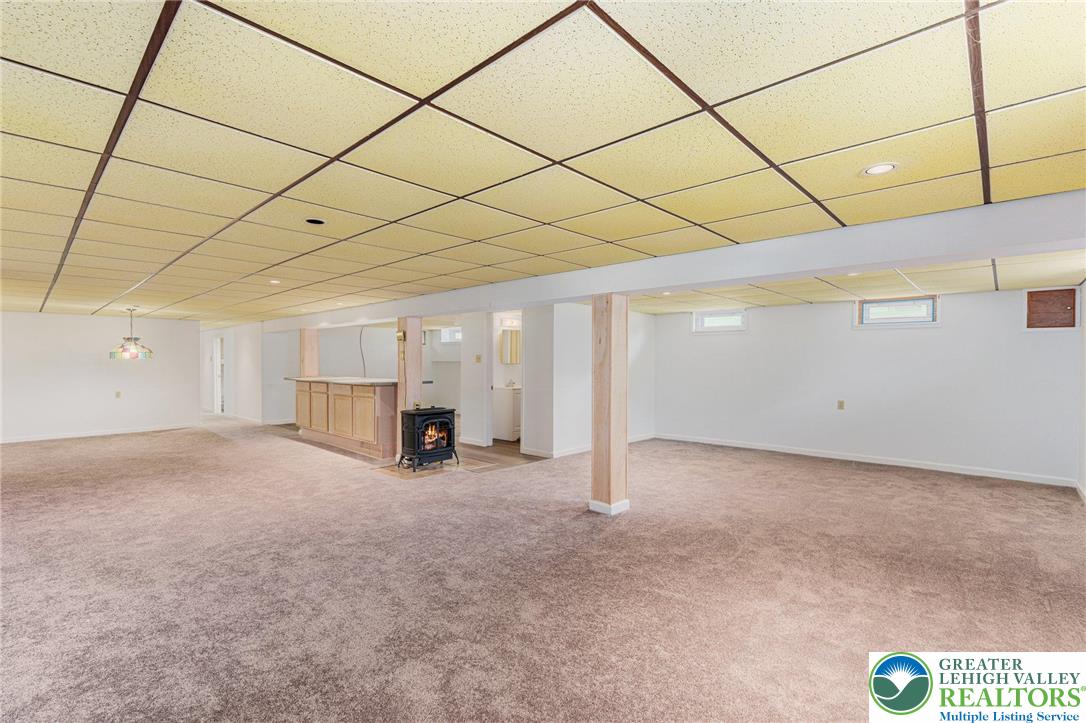 Palmer Twp, Pennsylvania 18045, United States, 3 Bedrooms Bedrooms, ,3 BathroomsBathrooms,Residential,Pending,160112