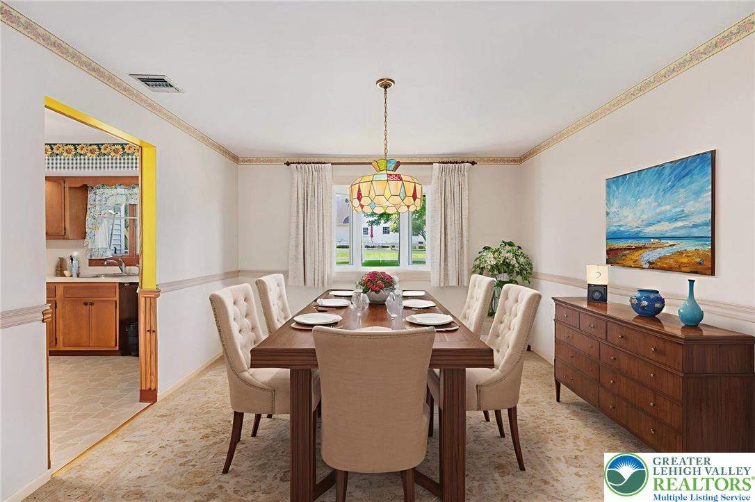 Palmer Twp, Pennsylvania 18045, United States, 3 Bedrooms Bedrooms, ,3 BathroomsBathrooms,Residential,Pending,160112