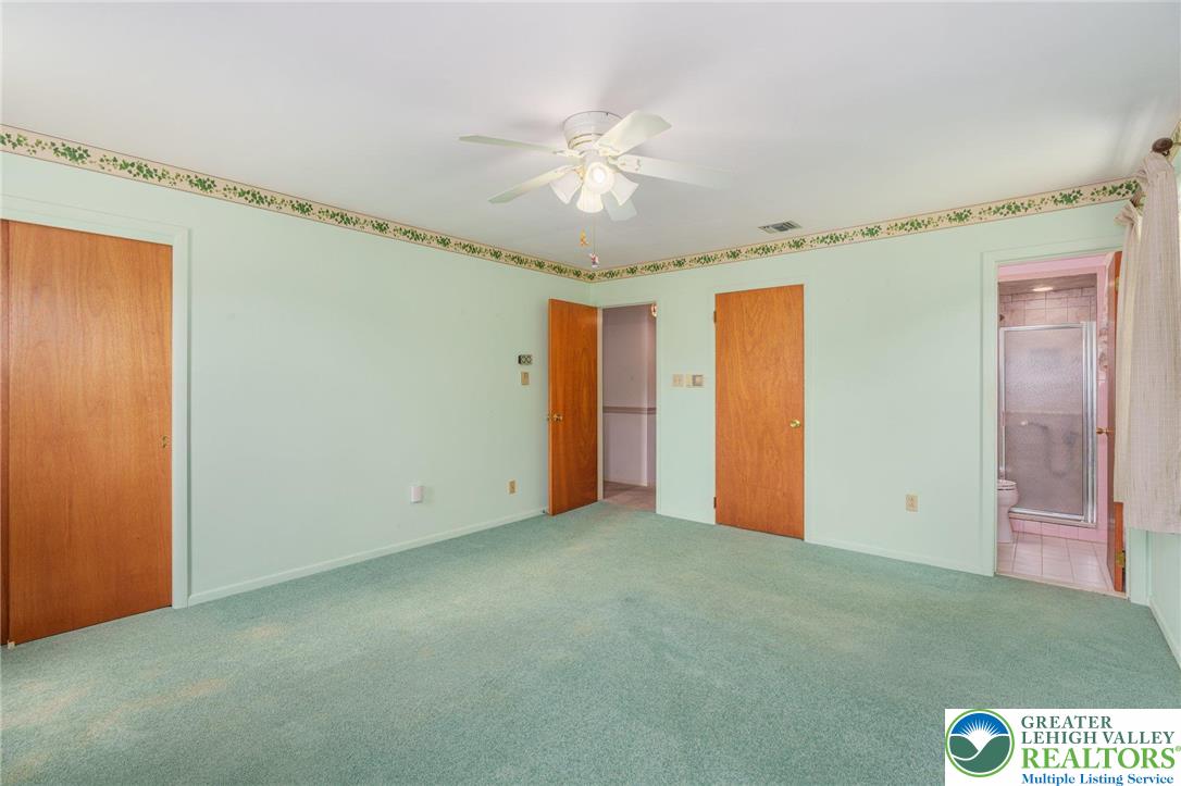 Palmer Twp, Pennsylvania 18045, United States, 3 Bedrooms Bedrooms, ,3 BathroomsBathrooms,Residential,Pending,160112