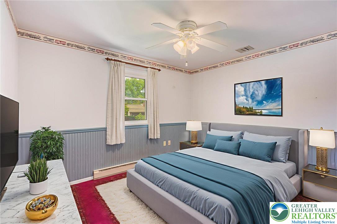 Palmer Twp, Pennsylvania 18045, United States, 3 Bedrooms Bedrooms, ,3 BathroomsBathrooms,Residential,Pending,160112