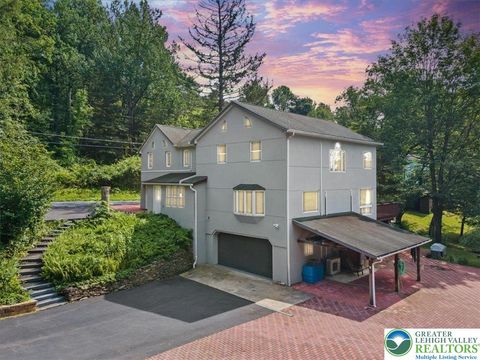 Photo of 1553 Middle Road, Stroud Twp, PA 18360 (MLS # 762558) Photo of 1553 Middle Road, Stroud Twp, PA 18360 (MLS # 762558)